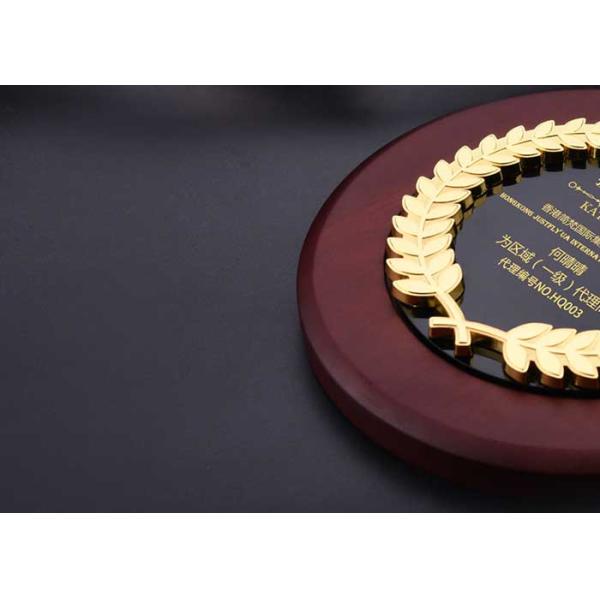 Round Award Cups Trophies , Walnut Wood Personalized Trophy Cup 3d Engraved Logo