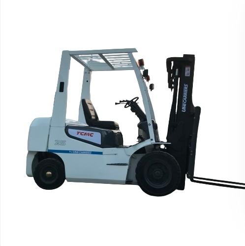 Used TCM 2.5 Ton Forklift Diesel Engine Strong Pump TCM Forklift 3 Ton Technical Dimensions