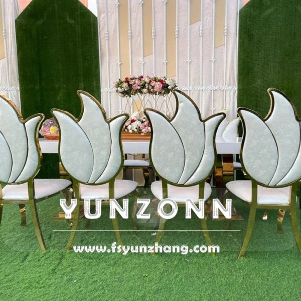 Latest Styole Maple Leaf Shape Queen Bridal Royal Chair King Throne Wedding