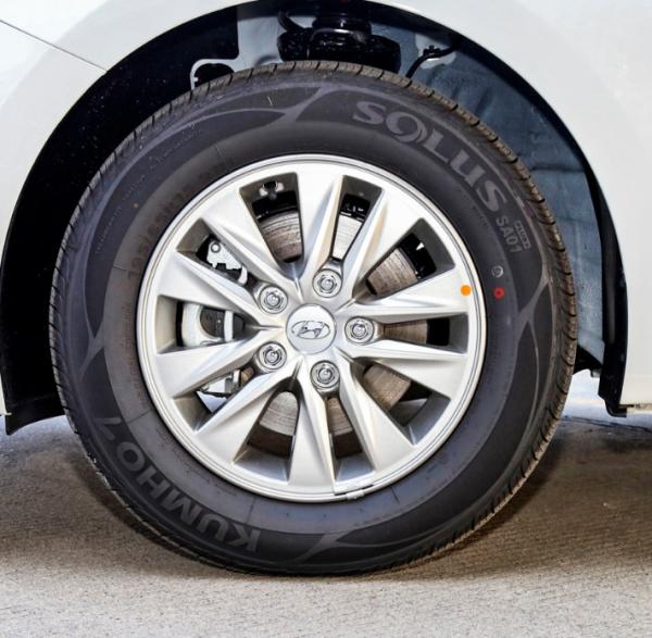 New/Used Diesel/Gasoline Vehicles Hyundai Celesta 2020 Auto GL/GLS/DLX Compact Sedan 4 Door 5 seats Cars Exporter