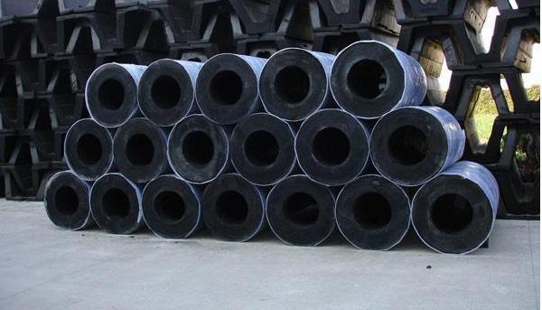 Huanghai Brand Marine Rubber Fender of Pneumatic, Solid, Arch, Cylindrical