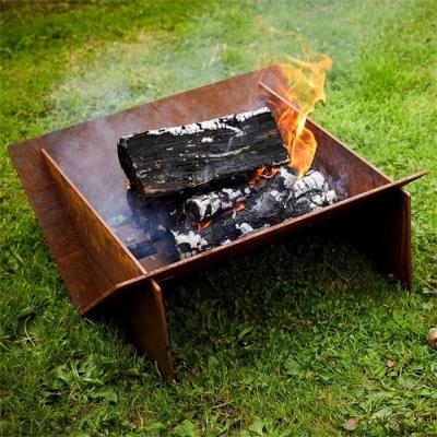 Fogo ardente de madeira feito sob encomenda Pit With Grill de Rusty Metal Corten Steel Geometric
