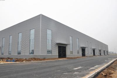 Armazém estrutural da construção de aço do fardo da construção da armação de aço com parede do parapeito
