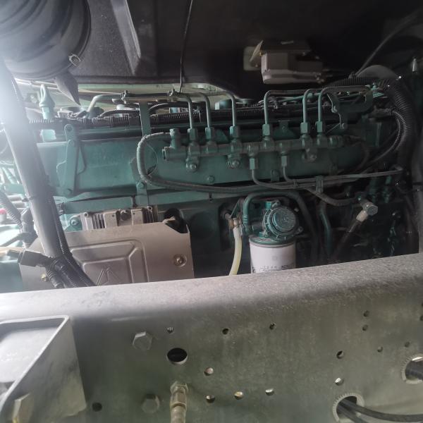 400-600L Fuel Tank Transportation Van with After-sales Service and 11.6mX2.55mX3.96m Size