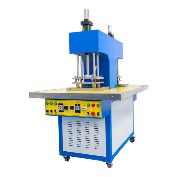 Automatic Silicone Embossing on Garment Making Machine Clothing 2D 3D Label