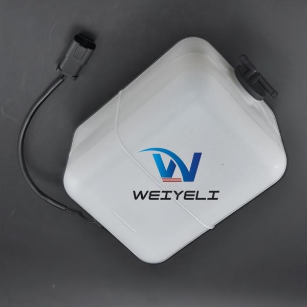 20Y-06-15240 Excavator Coolant Expansion Tank Auxiliary Water Tank PC120-6 200-6 200-7 200-8 Auxiliary Water Kettle Radiator Water Tank