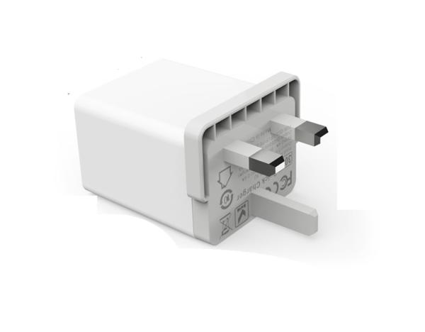 30W PD USB 3 ports QC3.0 Universal Wall Charger adapter