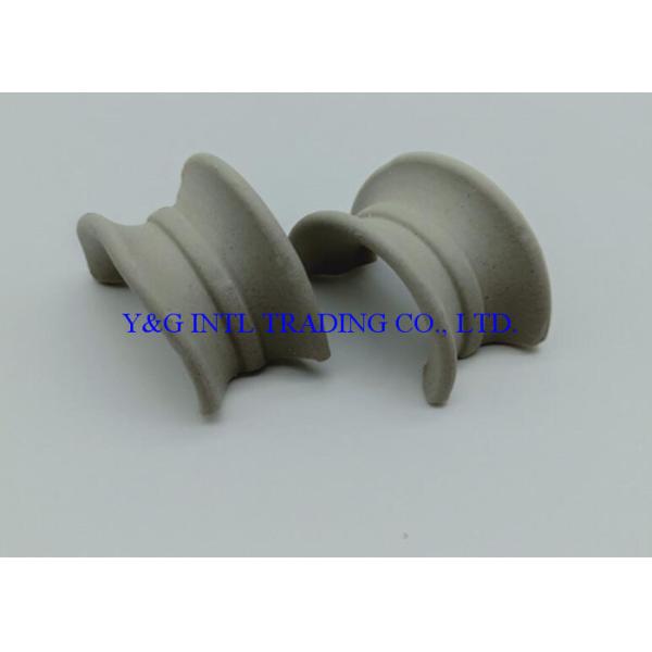 Industrial Ceramic Intalox Saddles / Ceramic Saddle Packing For Drying Towers