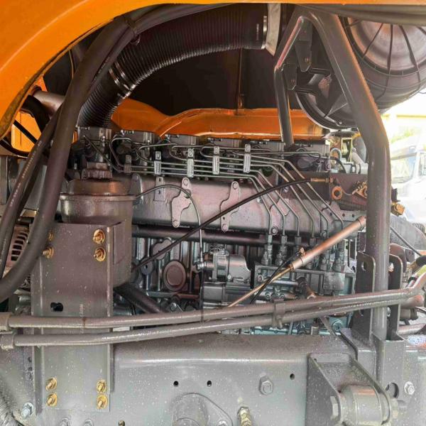 8x4 Diesel Used Dump Truck Tipper New Engine Transmission Tires Howo 460hp