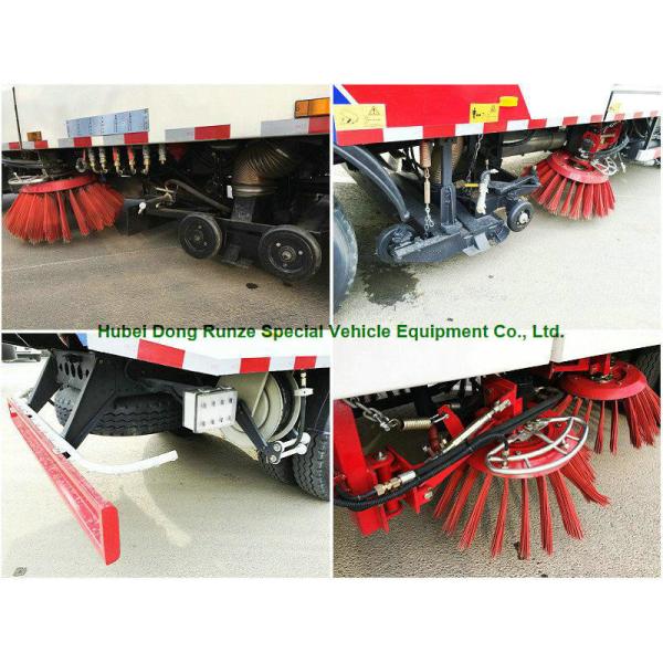 Multifunctional ISUZU Road Cleaning Truck , Vacuum Broom Sweeper Truck