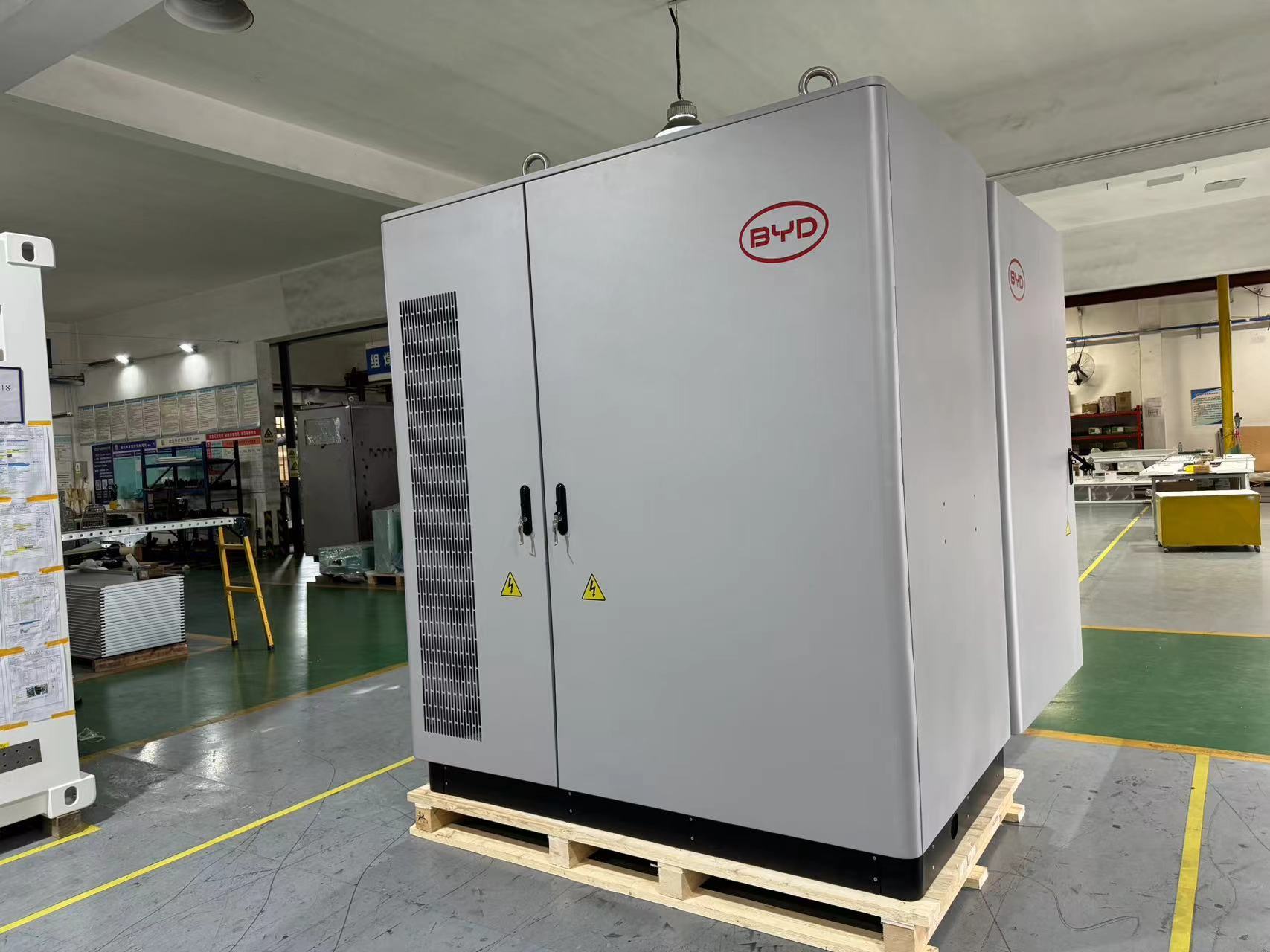 Ventilated CNC Sheet Metal Fabrication Customized Energy Storage Enclosure For Power Systems