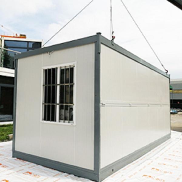 Casas de contêineres dobráveis pré-fabricadas portáteis de 20 pés com estrutura de aço galvanizado