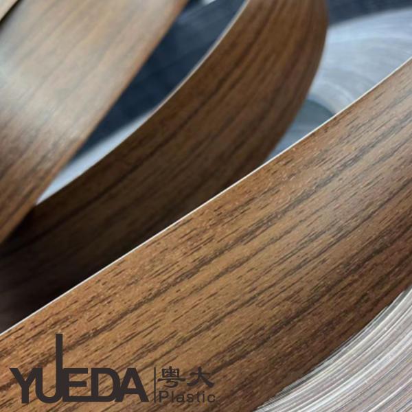 bandes de bande à large bord brune avec des motifs de grains de bois qui simulent la texture et la couleur du bois-M5782