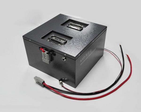 積み重ね可能なシステム型 LiFePO4 バッテリーパック 24V 60AH 環境安全