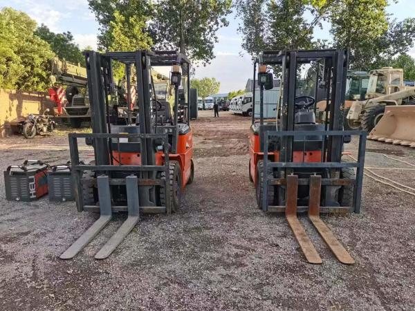 Máquinas e equipamentos de construção usados de segunda mão
