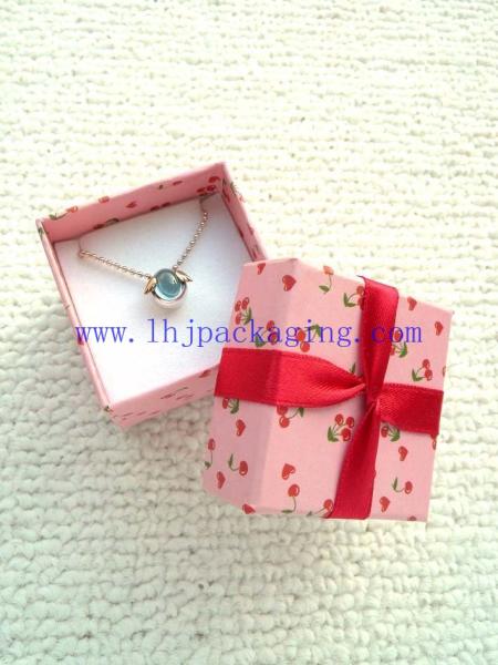 luxury jewelry  box