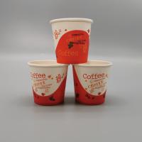 O costume imprimiu descartável recicla copos de papel quentes do café com logotipo