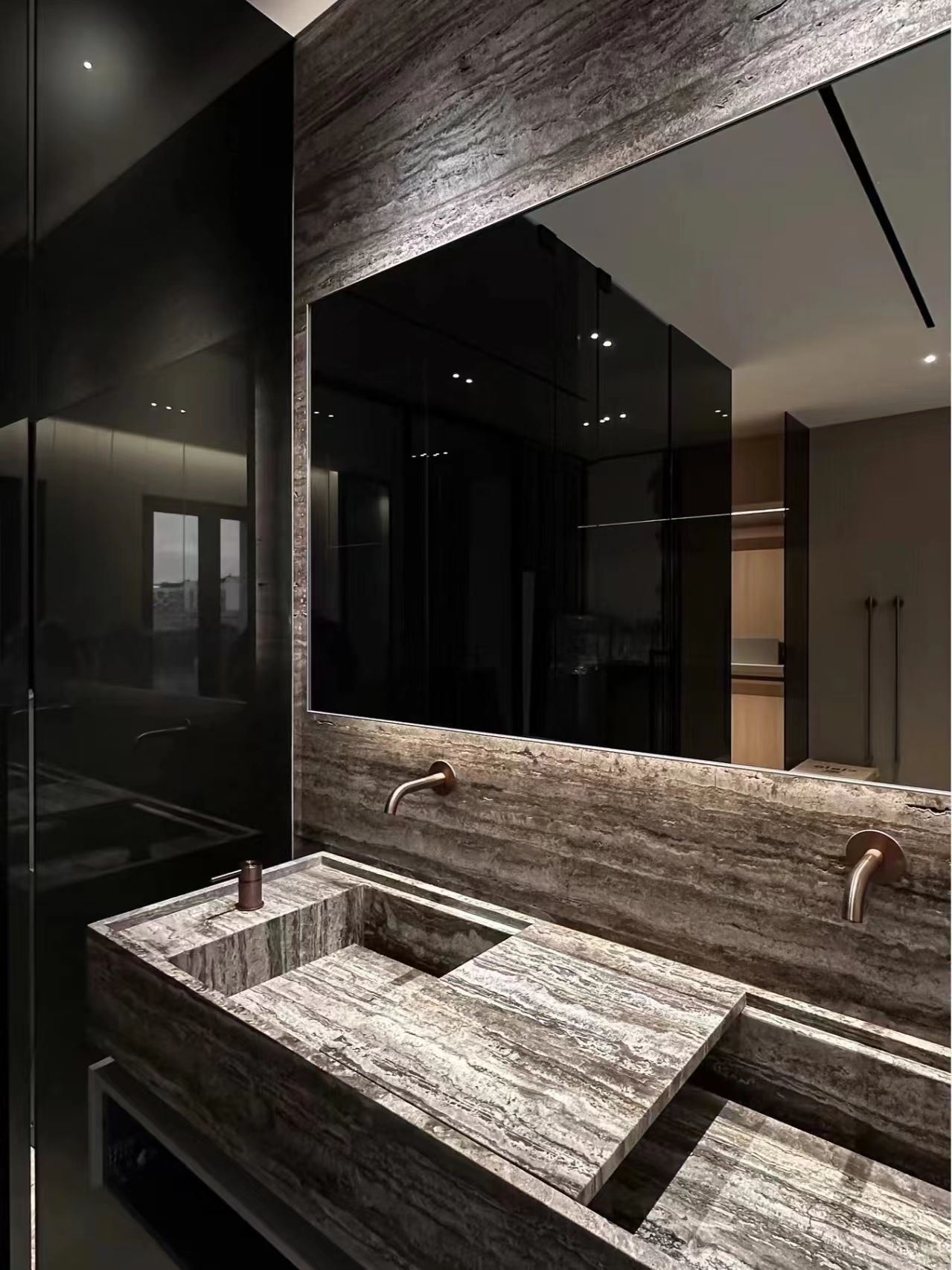 Tableau de salle de bain en argent travertino en marbre