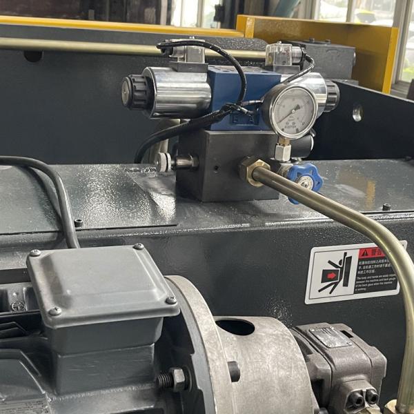 dobladora del plegamiento 30T del CNC del freno hidráulico de la prensa automática