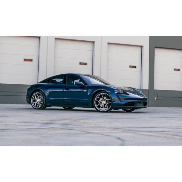 Rohana RFX11 Porsche a forgé des roues