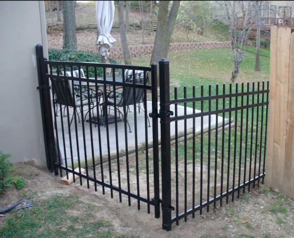 Economical Black Cast Iron Fence , Black Rod Iron Fence Panels For 3 Rails 