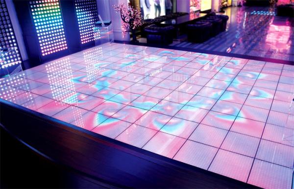 Outdoor P5 Video Stage Rental, Wedding Dance Floor Lights HD 64*32 Resolution