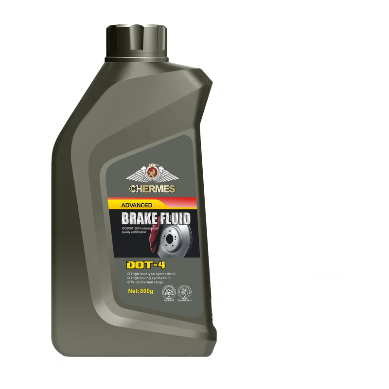 DOT-4 High-Performance Brake Fluid with 800g Pack, Corrosion Control, and Seal Compatibility