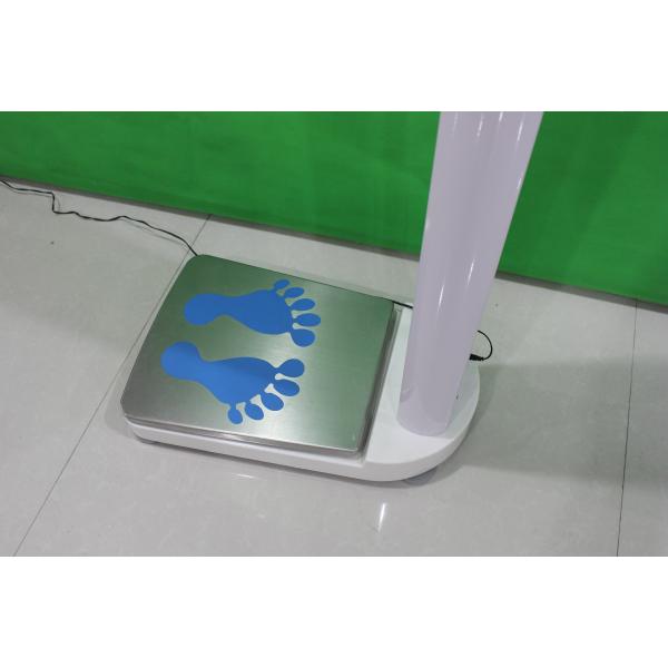 Échelle de mesure médicale de taille et de poids avec la fonction d'émission de voix d'analyse de BMI