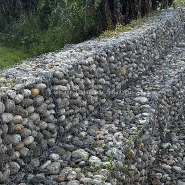 Caixa de gabião revestida de PVC de malha hexagonal que protege as margens dos rios com gabião galvanizado