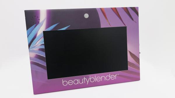 Customized Printed Beauty Display Stand With Back Frame
