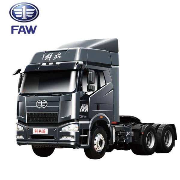 Le tracteur lourd manuel de camion- 6x4 de la norme d'émission FAW JH6 est parti/conduite à droite