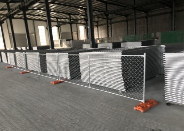 Temporary Chain Link Fence Panels  6'Height X 14' Width  35mm wall thickness 1.5mm Mesh 2.5 x 2.5 diameter 11.5ga