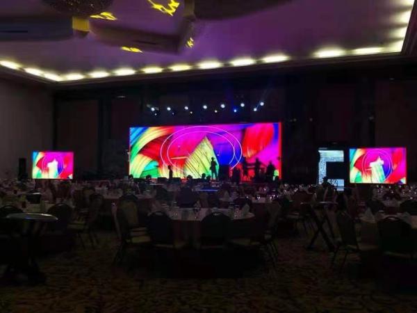 Écran d'affichage à LED de 250*250mm Taille du module 500*500mm Panneau à LED de location en intérieur Paroi vidéo à LED en couleur complète pour les événements en intérieur