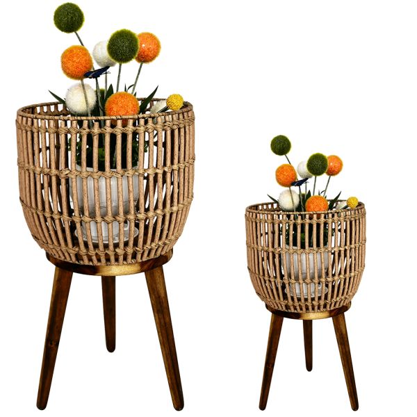 Factory Direct Sale Metal Frame Wooden Legs  PE Rattan Artificial Weaving Popular Flower Stand with Wooden Base