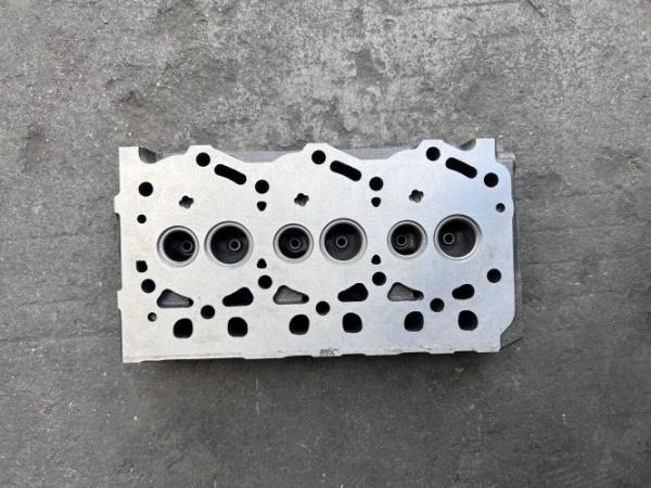 119517-11740 Yanmar Cylinder Head 3tnm74 Engine Cylinder Head