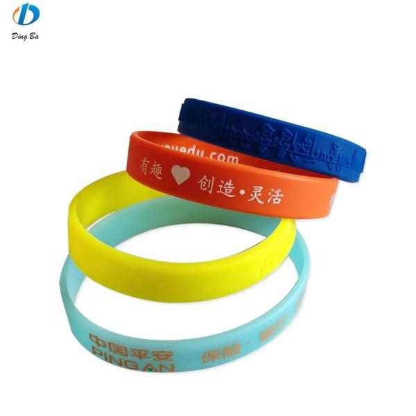 Custom Event Fundraising Silicone Round Wristband Bracelet with ISO9001 Certification
