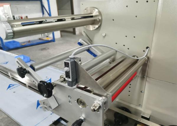 Auto máquina de empacotamento do pão do biscoito, máquina de embalagem industrial pequena de Creaker