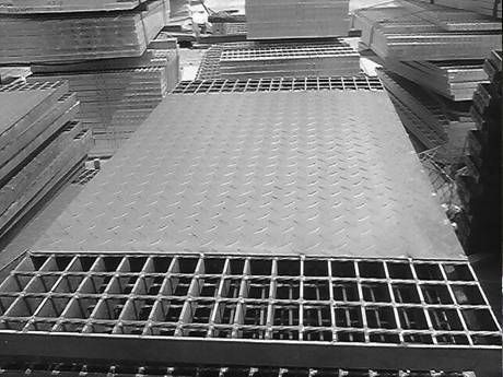 Выбитая плита Chequered Gi DX53D DX54D 1250mm 1500mm Z181-Z275g/M2