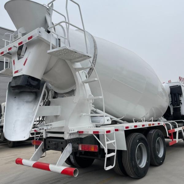 Heavy-Duty Cement Mixer Truck with Maximum Horsepower 300-400hp Electric System Sta
