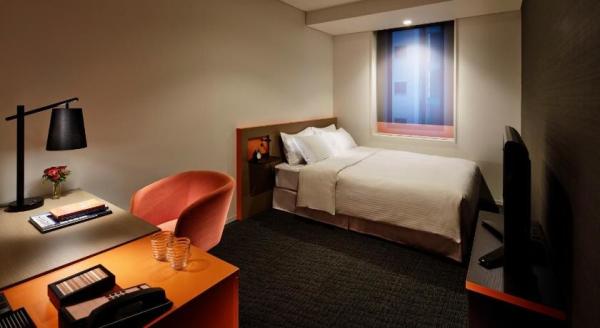Darwin hotel style apartment samll space furniture by single bed with dining table and leather sofa chair