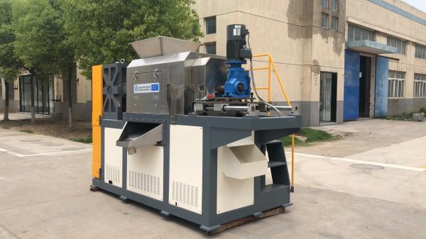 waste PP woven bags PP film squeezing pelletizing machine, waste plastic film recycling machine, pe pp recycling machine