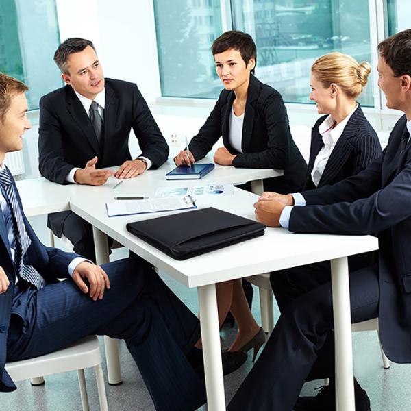 Professional Leather Business Portfolio Zipper Closure With 11 Inch Tablet Pocket