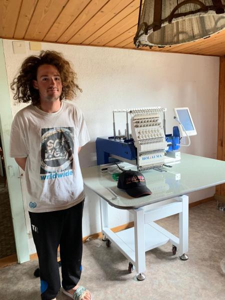 Better than brother innov-is v3 embroidery sewing machine HO1501N multi function computer embroidery machine for 3d t-sh