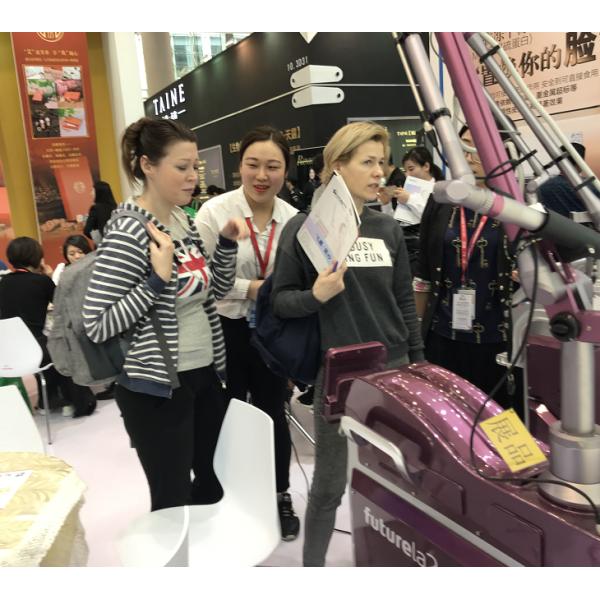 10600nm Wavelength Fractional Co2 Laser Equipment Multi Scanning Modes For Skin Whitening