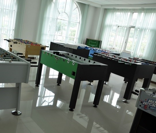 Deluxe 144 CM Football Game Table Color Graphics Design For Entertainment