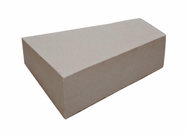 Al2O3 High Alumina Insulating Brick 1790 Degrees For Hot Blast Stove