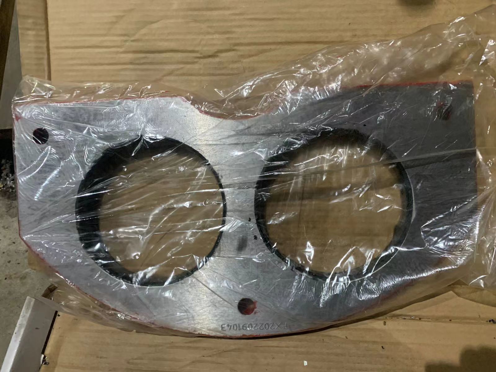 Wholesale New Condition DN145 Putzmeister Alloy Cutting Ring Eyeglass Plate Customizable Construction Machinery Parts for