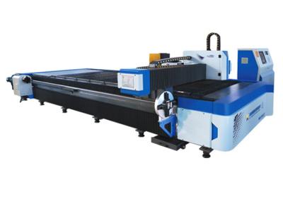 Máquina de corte de aço do laser com o tubo apto da folha da placa de metal do laser de Raycus