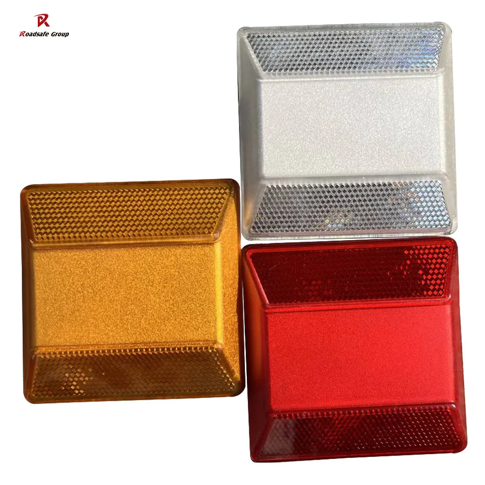 Road Stud Amber PC 20tons High Resistance Good Visibility Reflective Raised Markers ABS Road Stud LOGO Customs with Sand Studs 