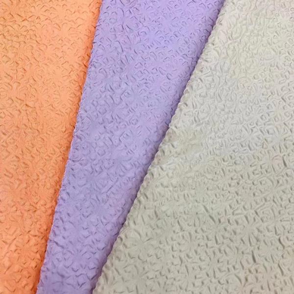 Seersucker Embossing 57 inch Polyester Jacquard Fabric For Dress Abrasion Resistant